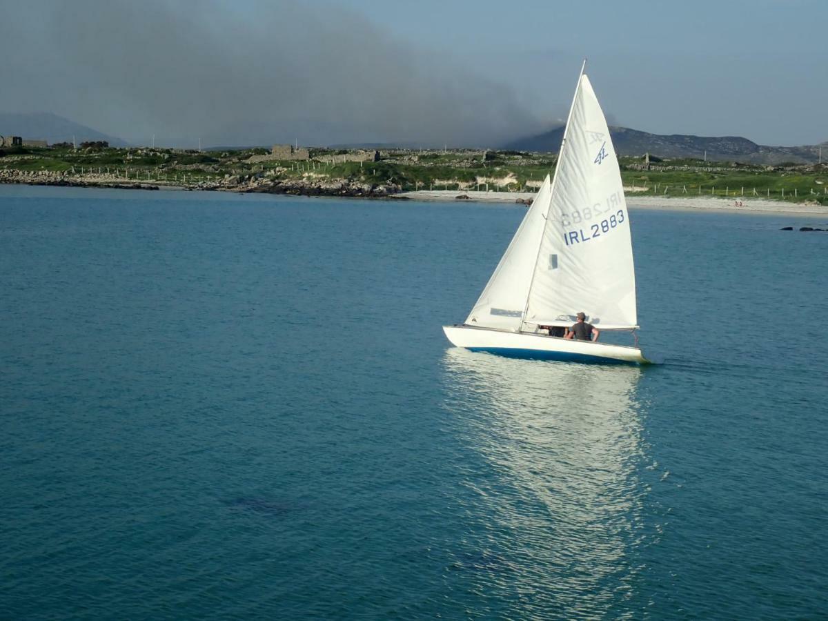 Earls View Pod Hotell Carna Exteriör bild