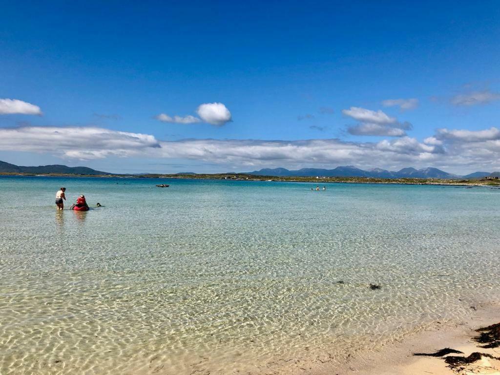 Earls View Pod Hotell Carna Exteriör bild